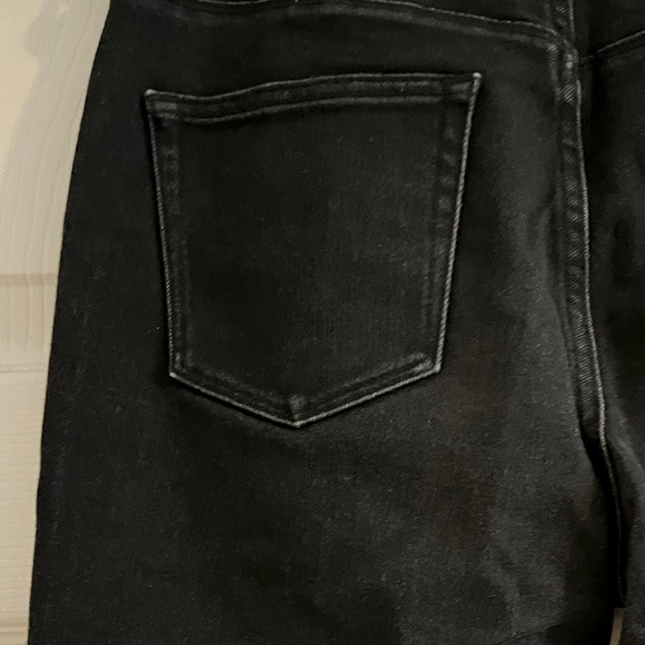 Uniqlo Heat Tech Straight Jeans Washed Black - Picture 4 of 4